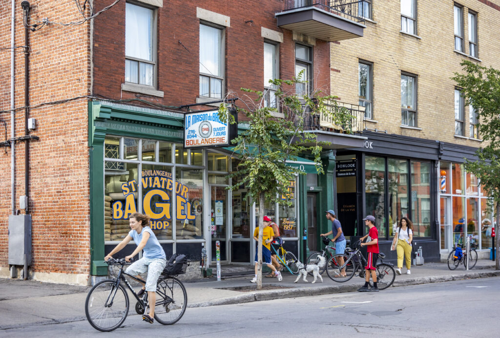 Bagel St-Viateur Plateau Montroyal Été 2024